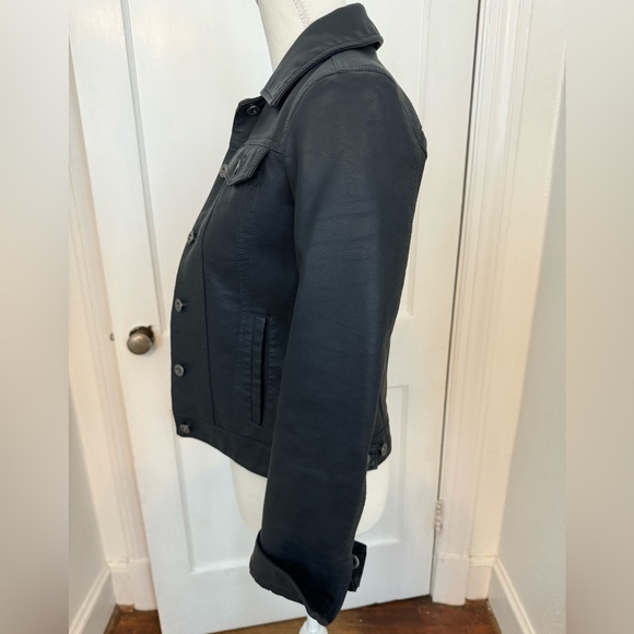 Levi’s black faux leather denim style jacket women’s XS - Picture 3 of 5